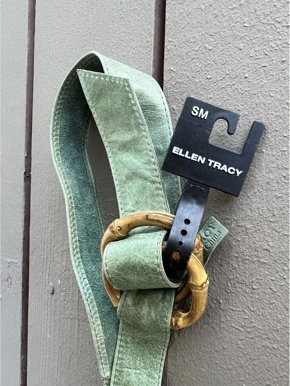 Ellen Tracy Green Italian Leather Bamboo Belt S/M 37”X1.5”